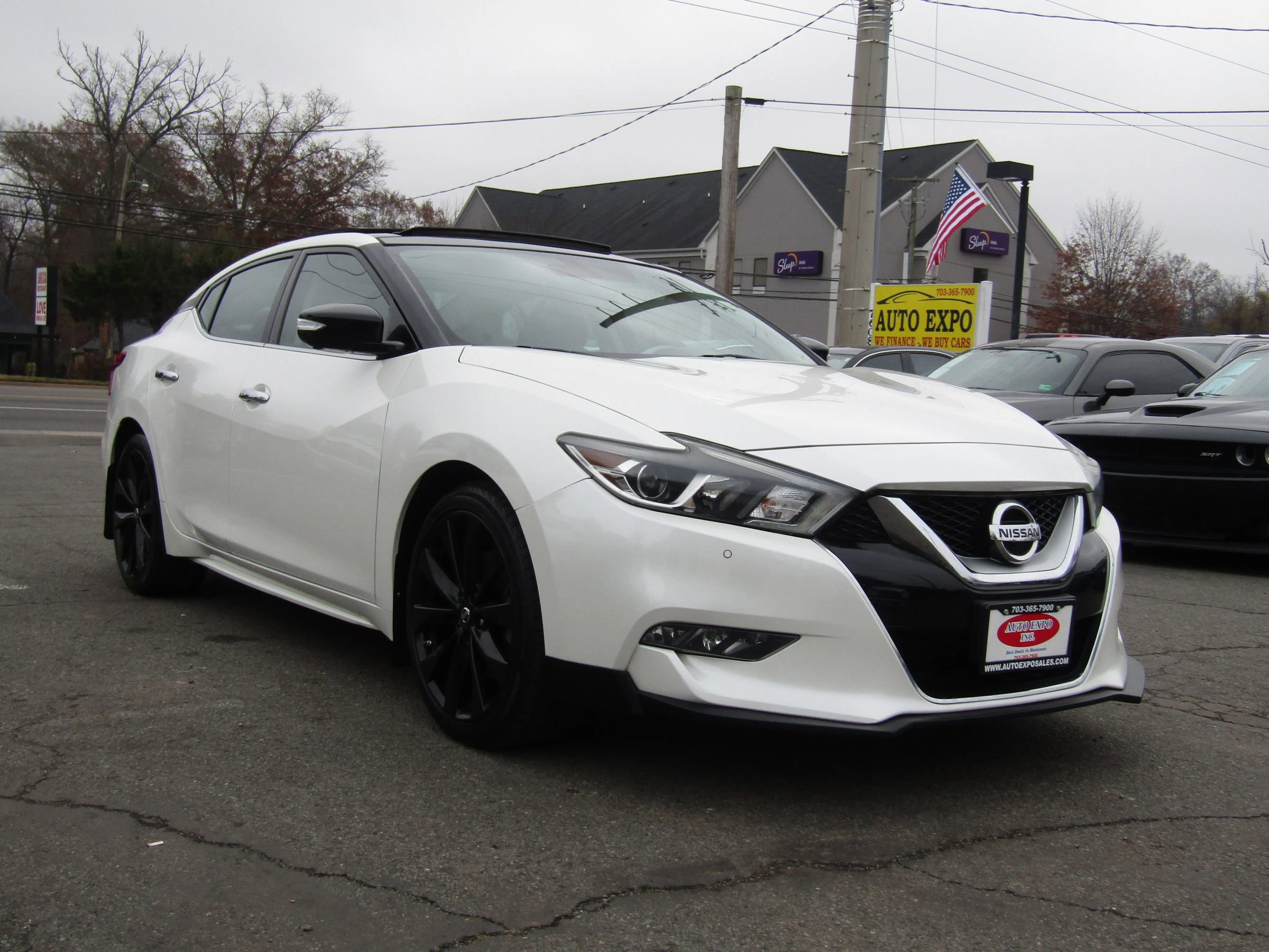 Used 2016 Nissan Maxima Platinum image 1