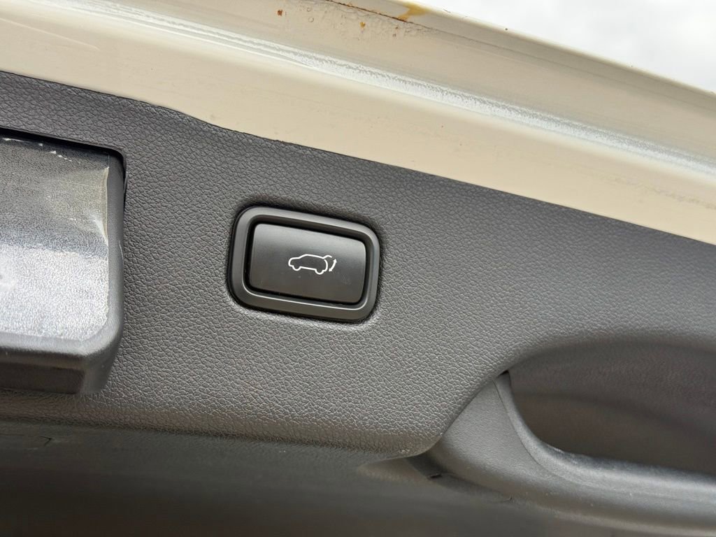 Used 2016 Kia Sorento SX w/ SXL Technology Package image 28