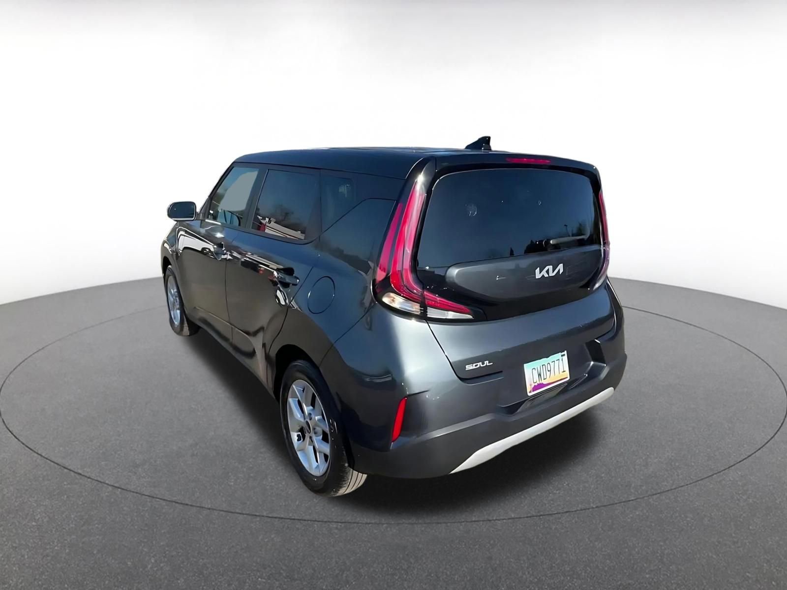 Used 2025 Kia Soul LX w/ LX Technology Package image 11