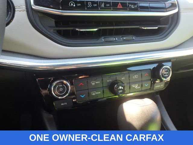 Used 2023 Jeep Compass Limited image 17