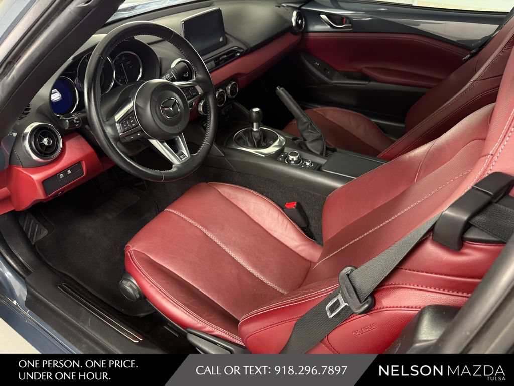 Used 2020 MAZDA MX-5 Miata RF Grand Touring RWD image 18