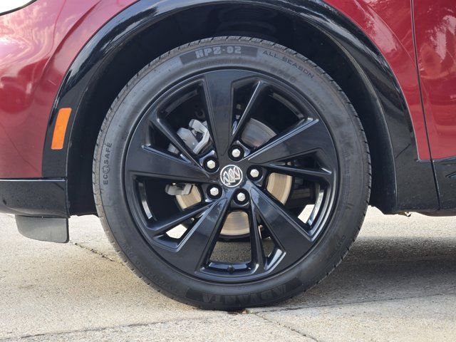 Used 2022 Buick Envision Preferred w/ Sport Touring Package FWD image 11