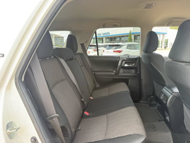 Used 2023 Toyota 4Runner TRD Off-Road AWD/4WD image 32