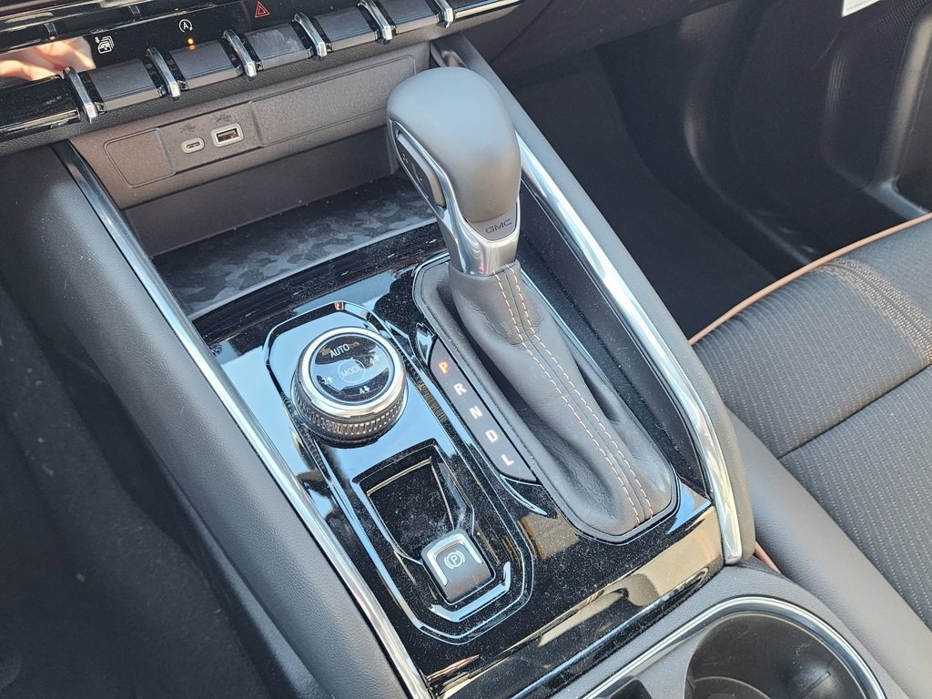 New 2026 GMC Canyon AT4 image 31