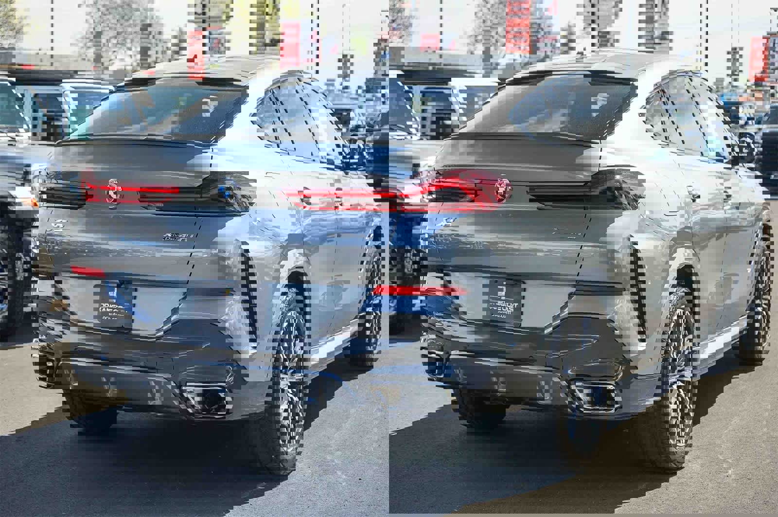 Used 2025 BMW X6 xDrive40i image 4