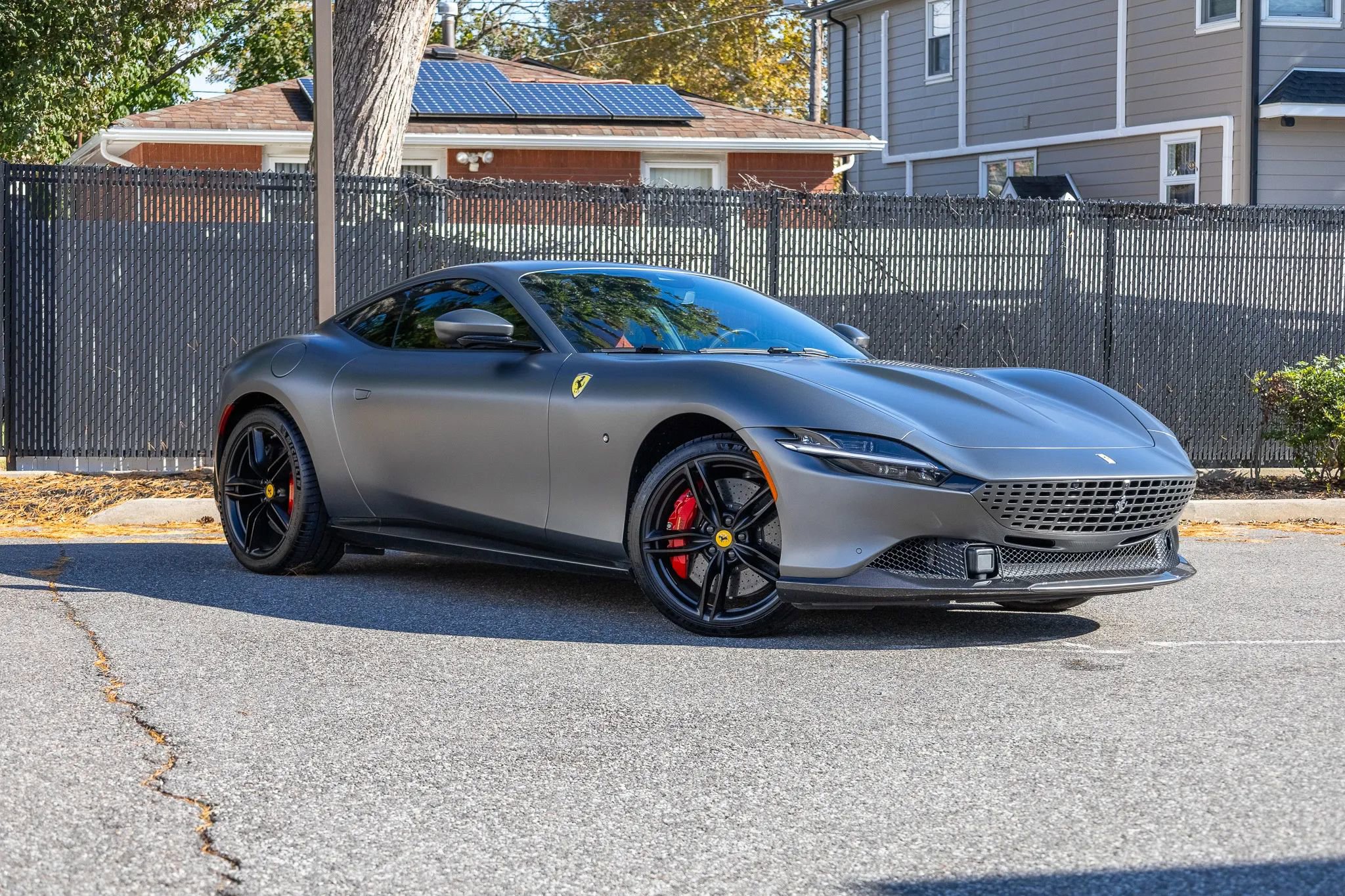 Used 2024 Ferrari Roma image 2