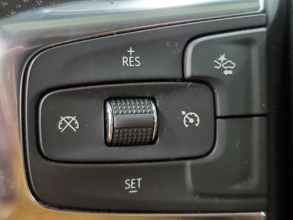 Used 2024 Chevrolet Blazer LT w/ Convenience Package FWD image 30