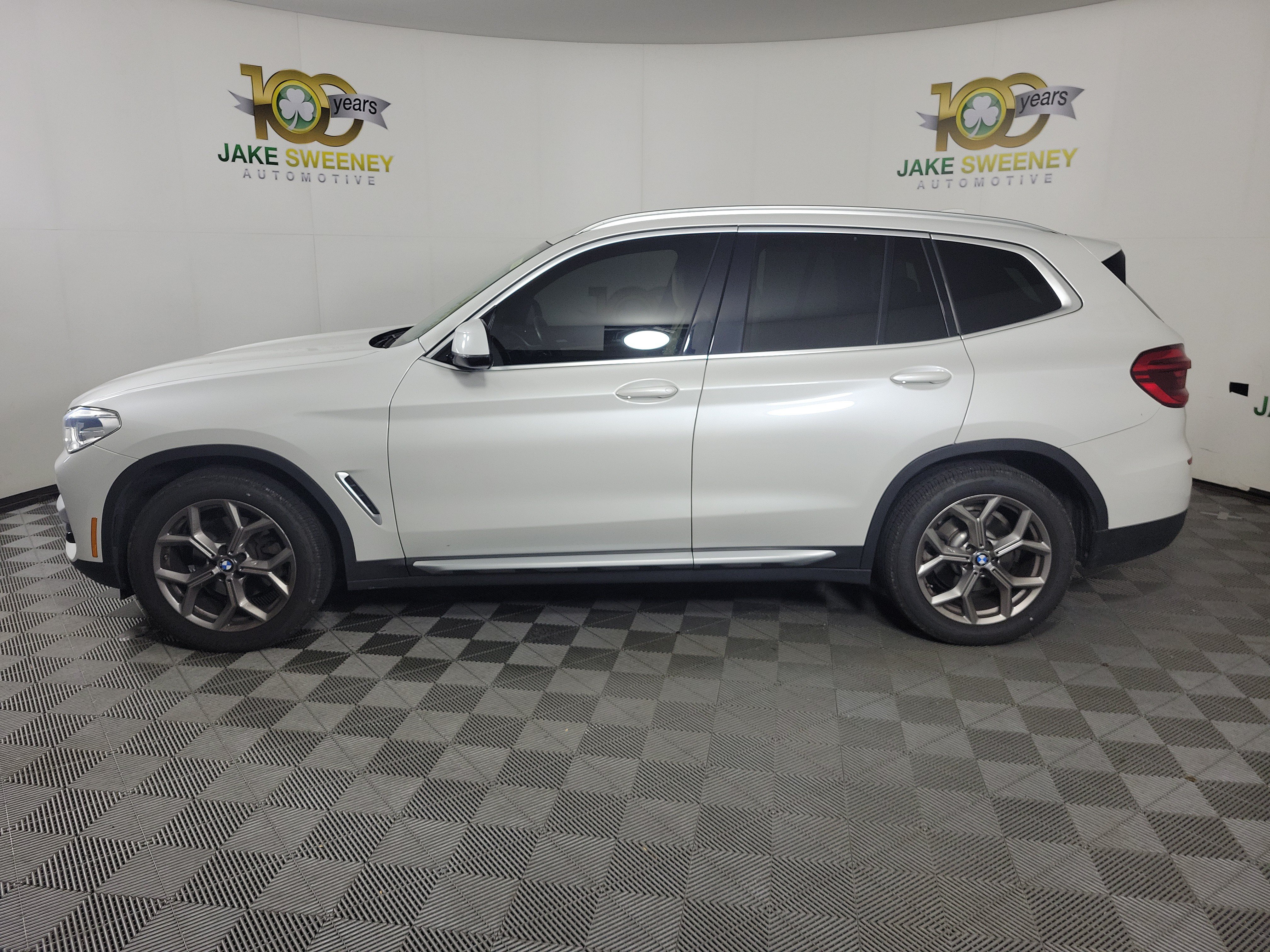 Used 2021 BMW X3 xDrive30i w/ Convenience Package AWD/4WD image 2