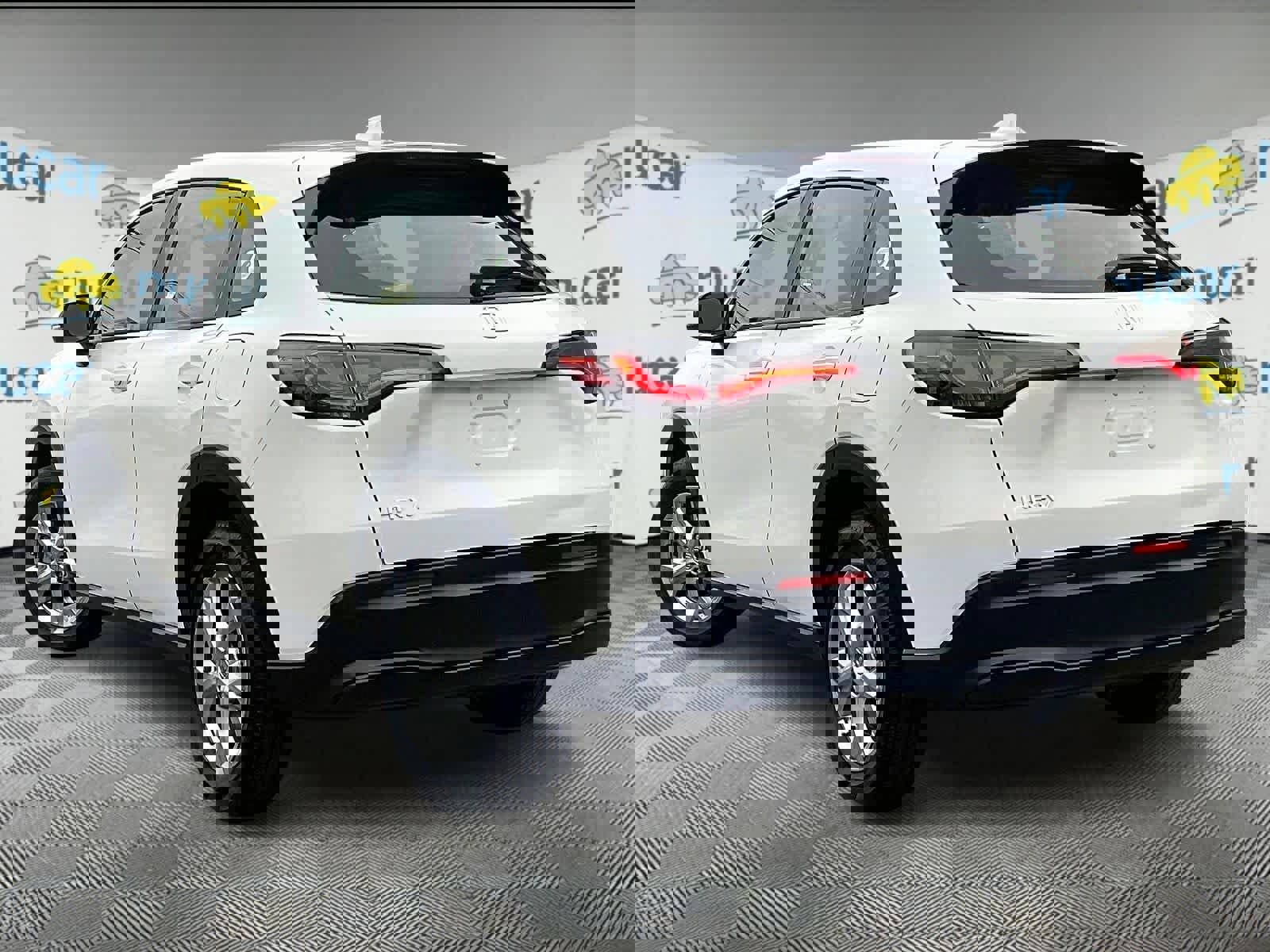 Used 2025 Honda HR-V LX image 4