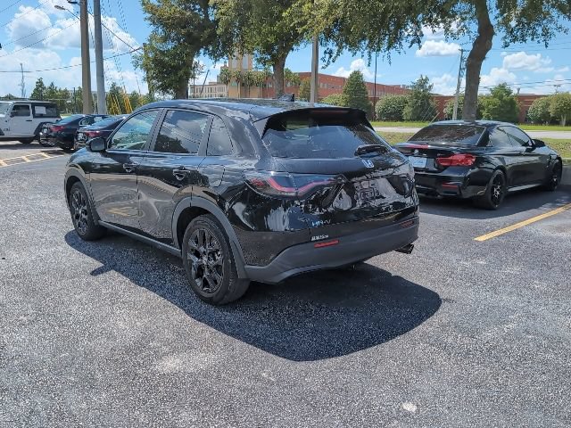 Used 2023 Honda HR-V Sport image 4