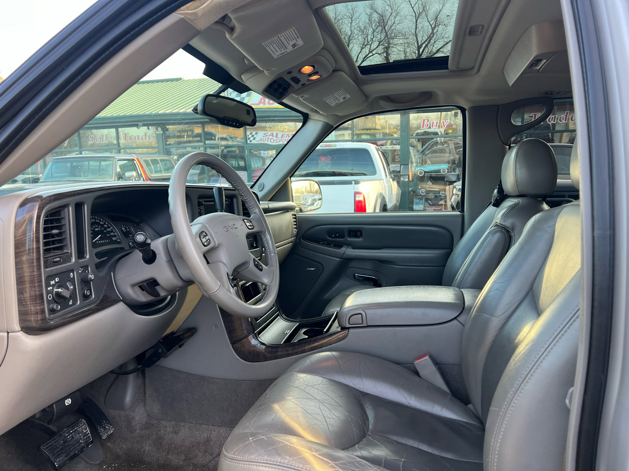 Used 2006 GMC Yukon XL Denali image 6