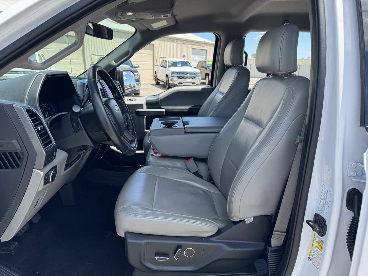Used 2017 Ford F150 XLT AWD/4WD image 21