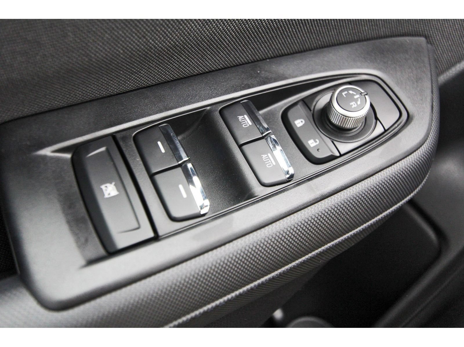 New 2026 Subaru Forester Premium AWD/4WD image 17