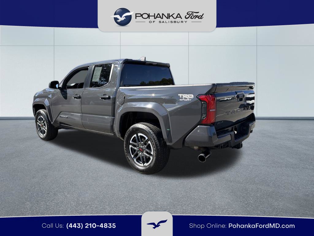 Used 2024 Toyota Tacoma TRD Sport AWD/4WD image 7