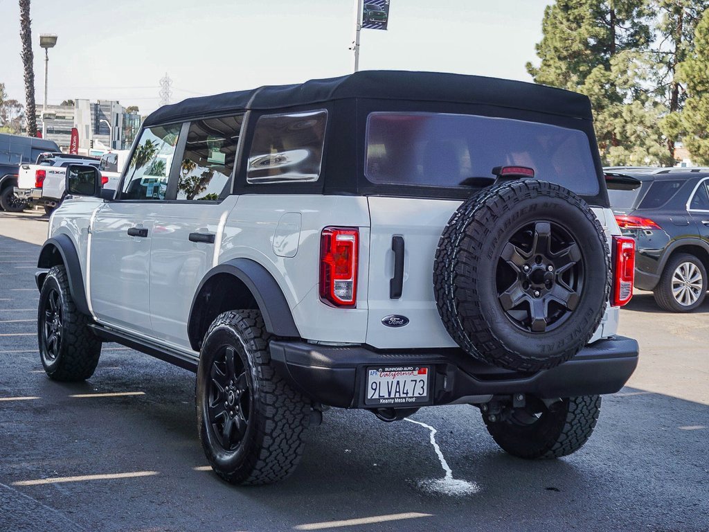 Used 2022 Ford Bronco Black Diamond image 5