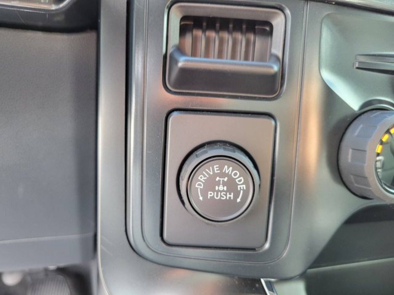Certified 2025 Ford F150 STX w/ Equipment Group 200A RWD image 23