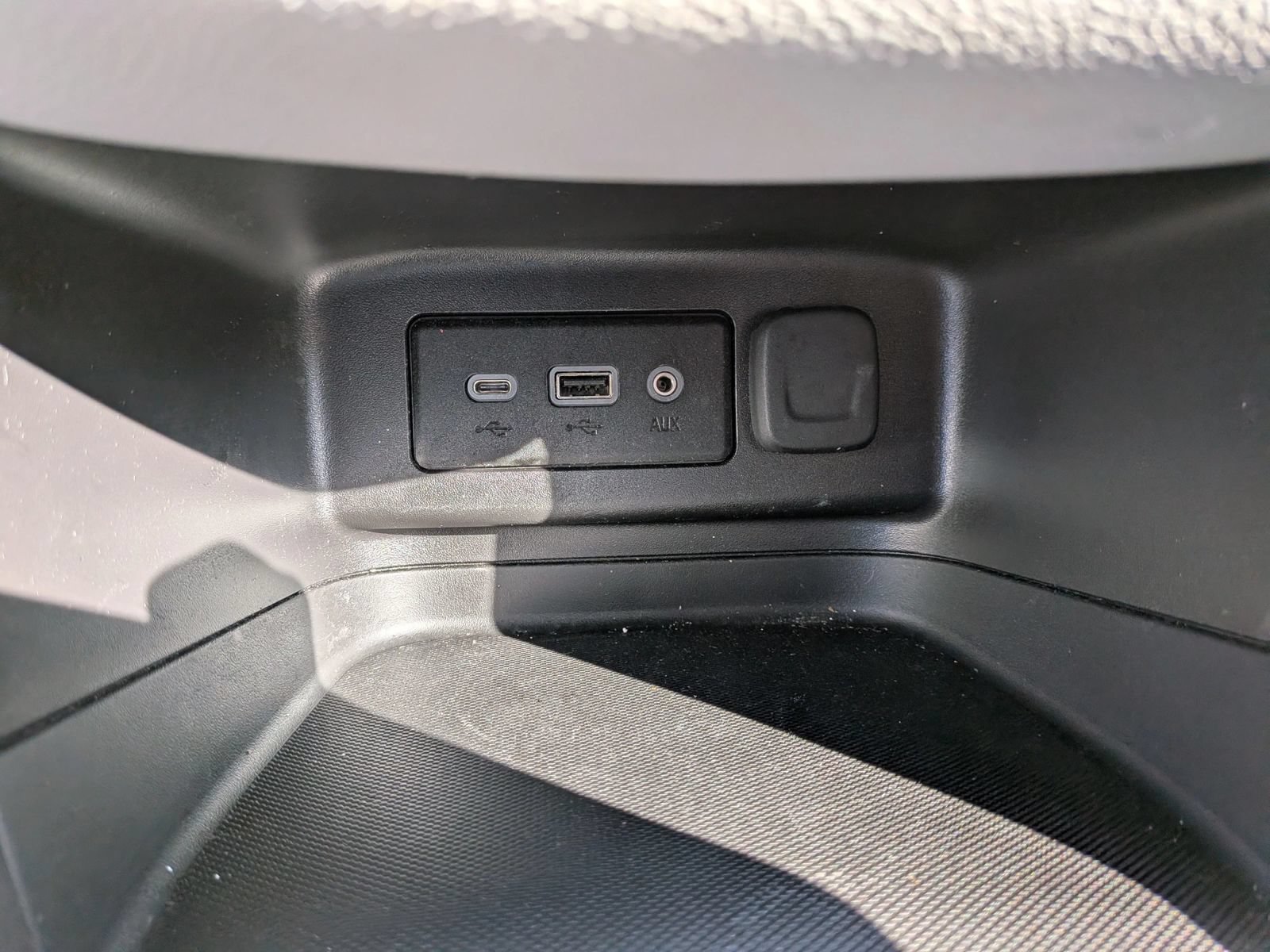 Used 2024 Chevrolet Equinox LS FWD image 52
