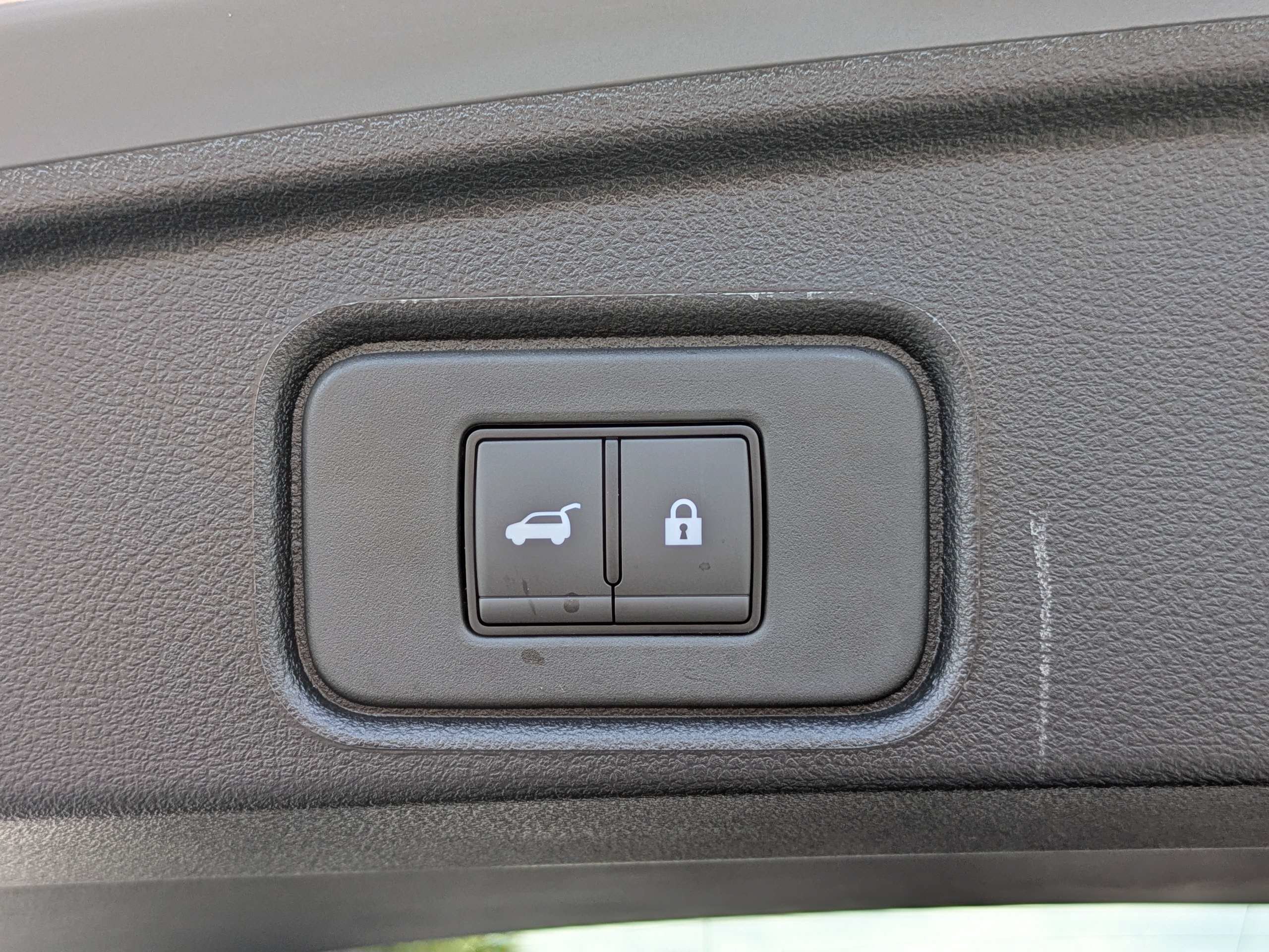 New 2026 Nissan Pathfinder Platinum FWD image 14