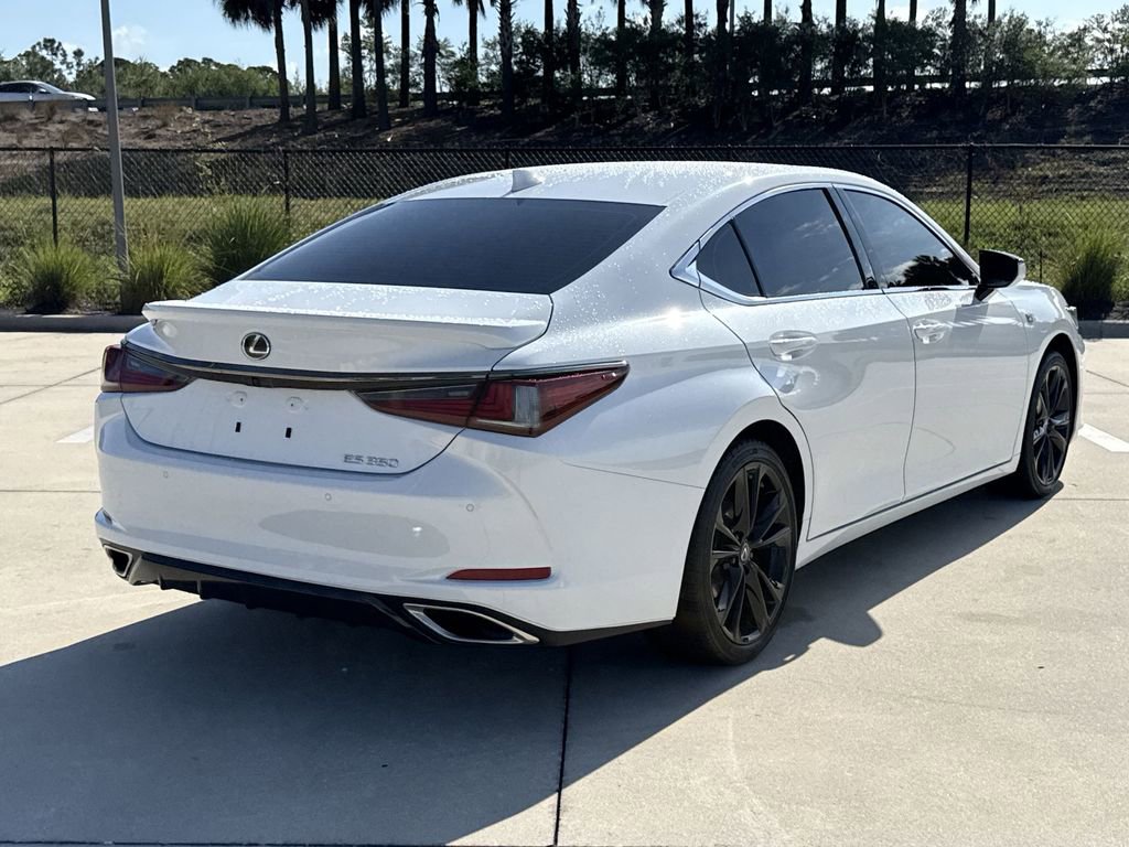 Used 2024 Lexus ES 350 F Sport w/ Accessory Package (Z2) FWD image 11