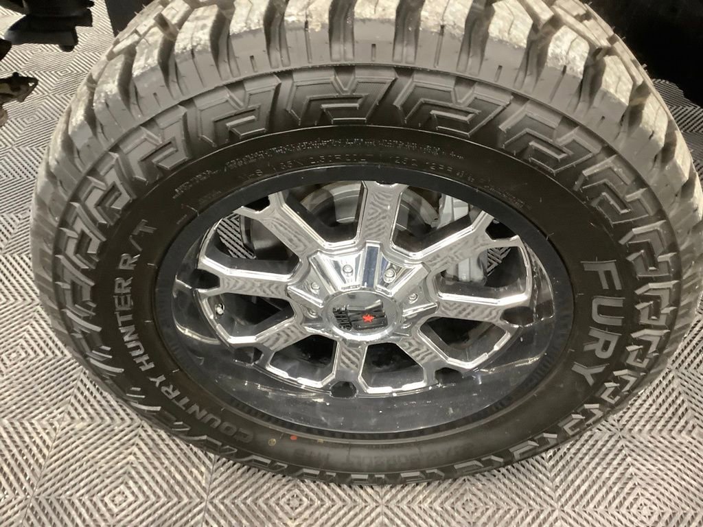 Used 2019 Toyota Tundra Limited w/ Limited Premium Package image 2