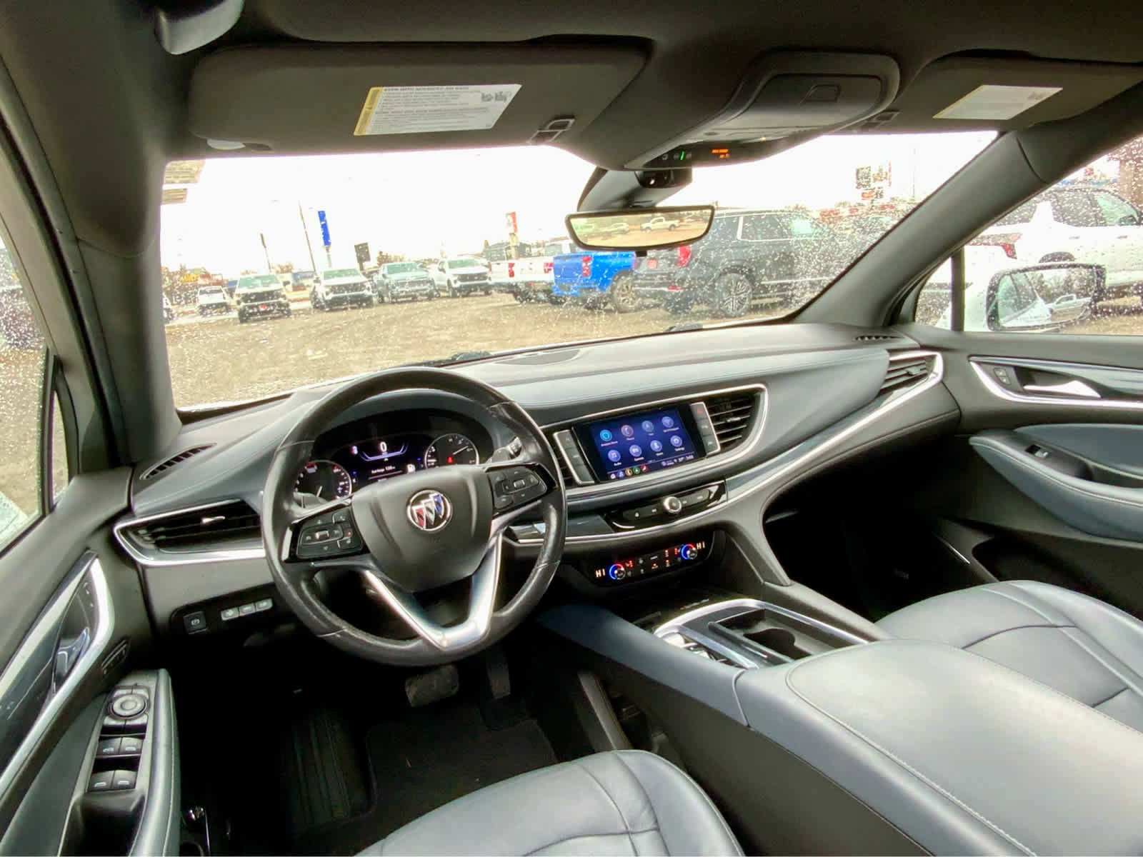 Used 2022 Buick Enclave Premium AWD/4WD image 32