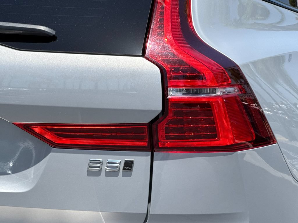 Certified 2023 Volvo XC60 B5 Ultimate AWD/4WD image 26