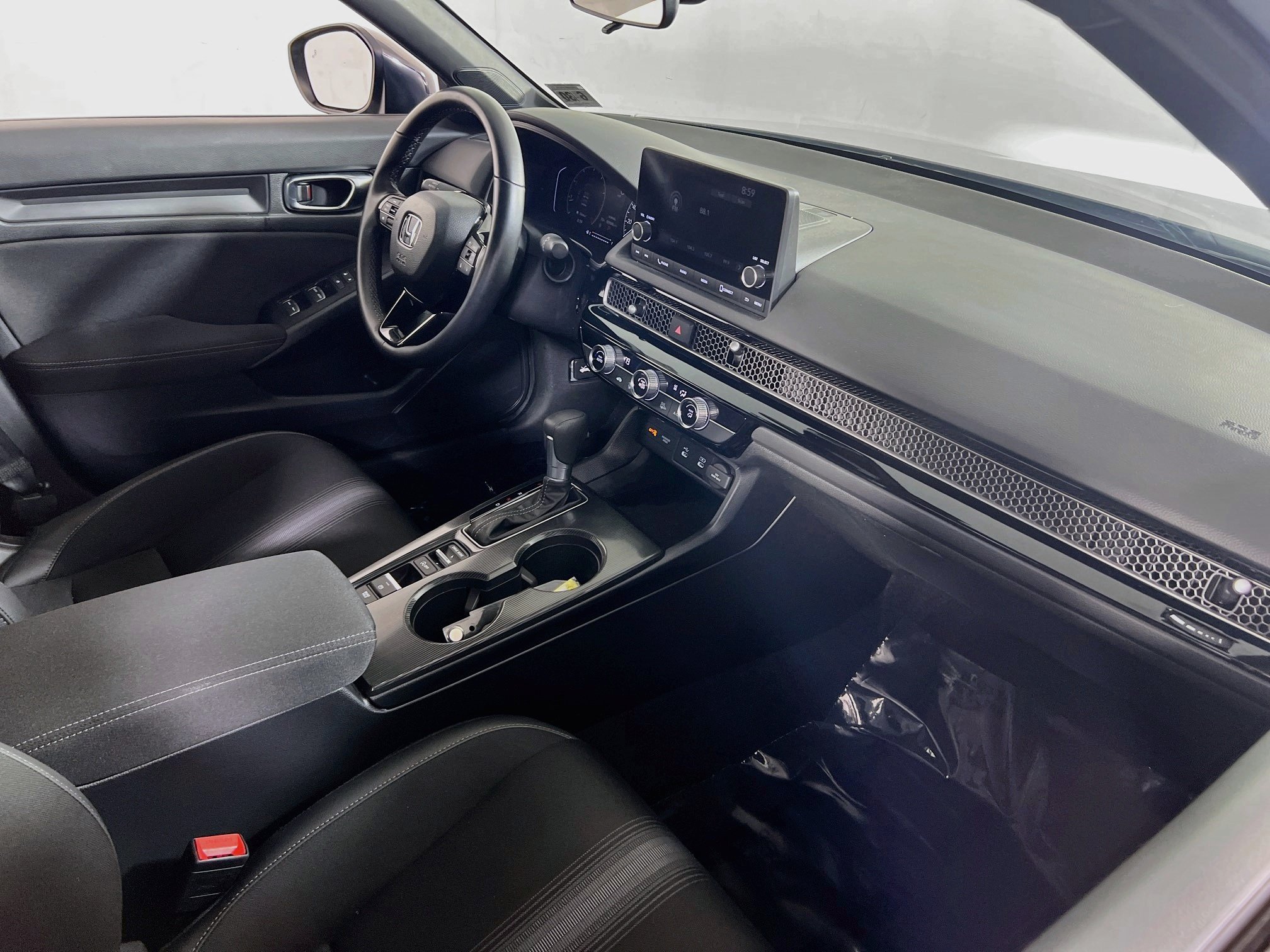 Used 2025 Honda Civic Sport image 26