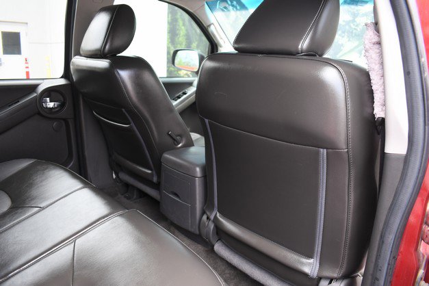 Used 2013 Nissan Xterra PRO-4X w/ Pro-4x Leather Pkg AWD/4WD image 27