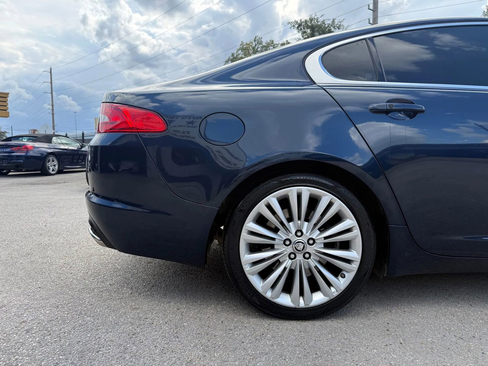Used 2012 Jaguar XF Portfolio image 32
