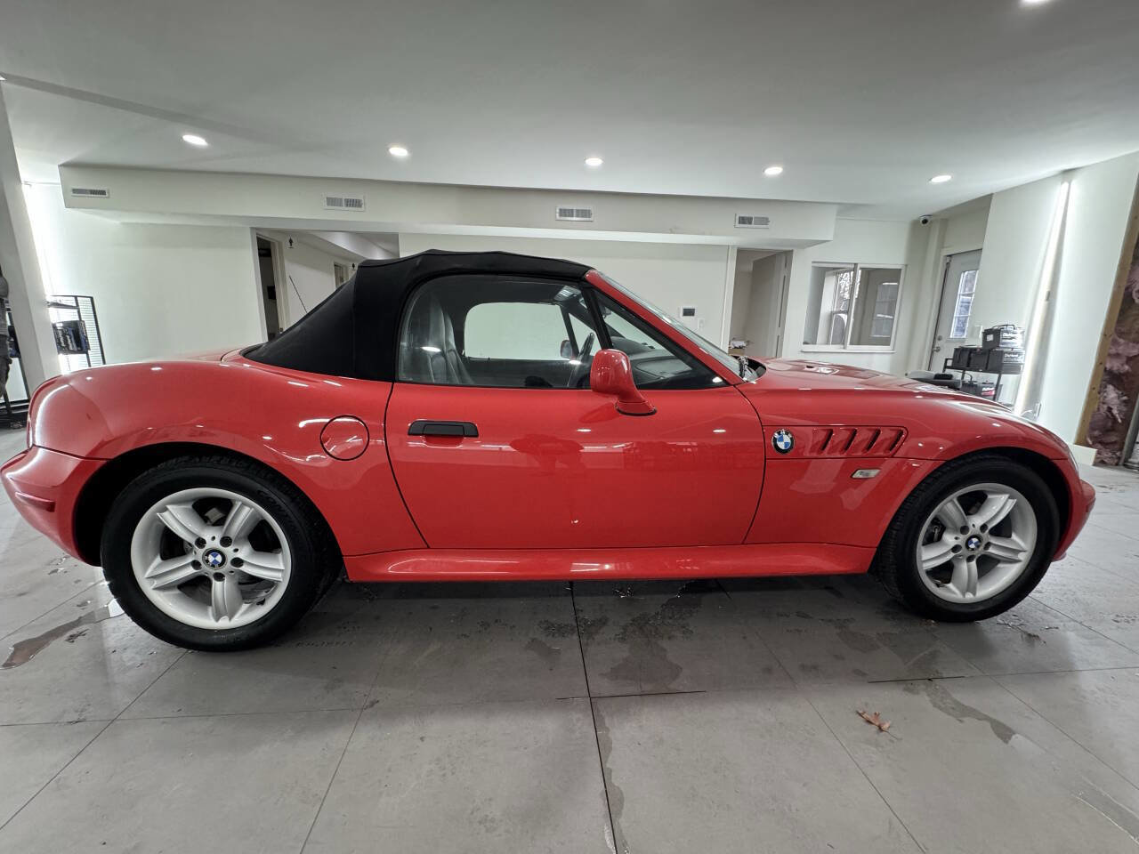Used 2002 BMW Z3 2.5i image 7