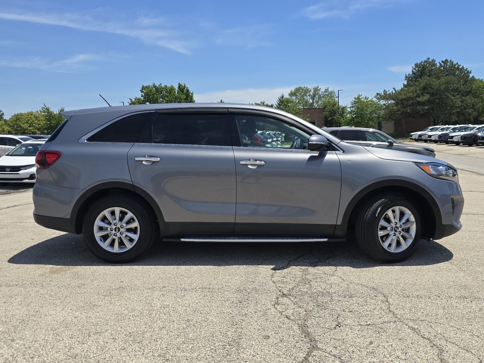 Used 2020 Kia Sorento L FWD image 14