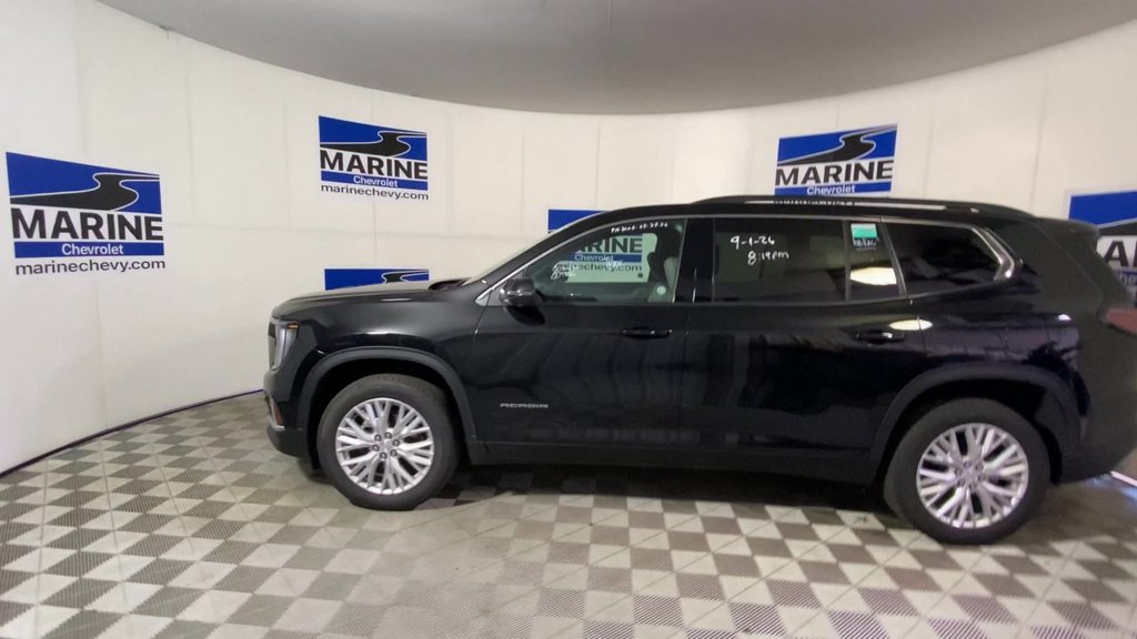 Used 2026 GMC Acadia Elevation w/ Elevation Premium Package FWD image 7