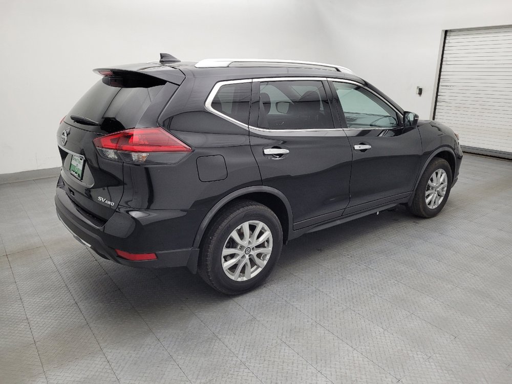 Used 2018 Nissan Rogue SV w/ Sun & Sound Touring Package AWD/4WD image 10