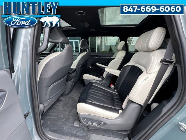 Used 2024 Kia EV9 GT-Line AWD/4WD image 18