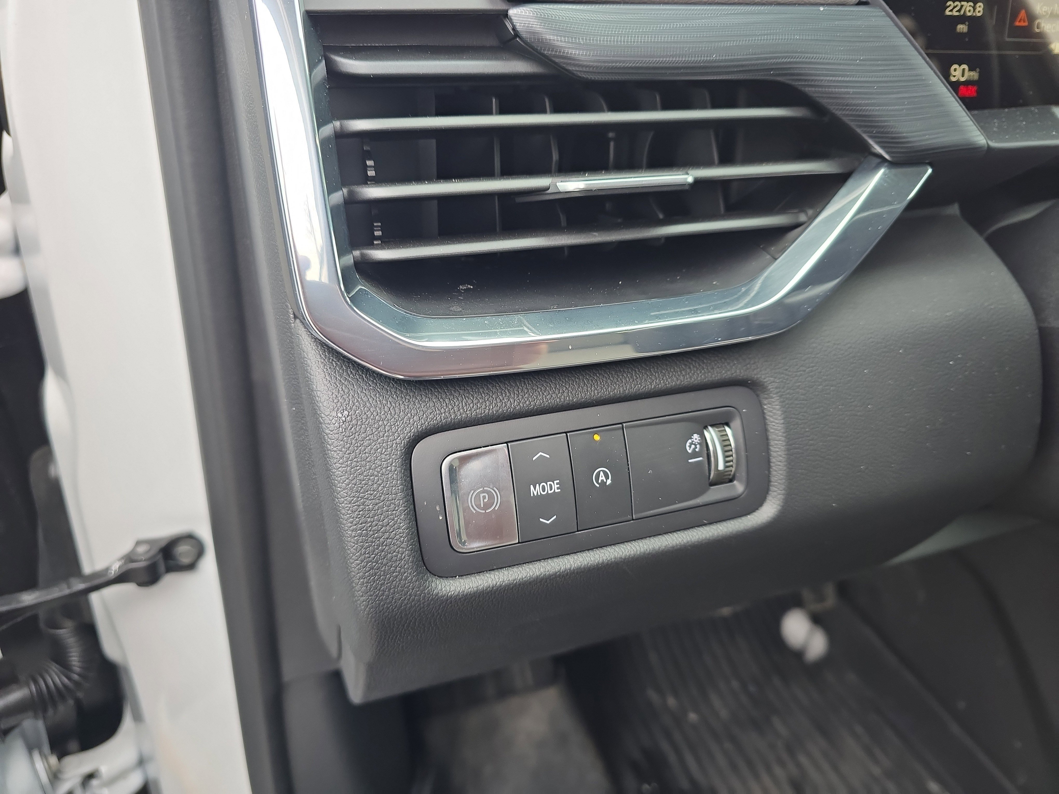 New 2025 GMC Acadia Elevation w/ LPO, Floor Liner Package image 22