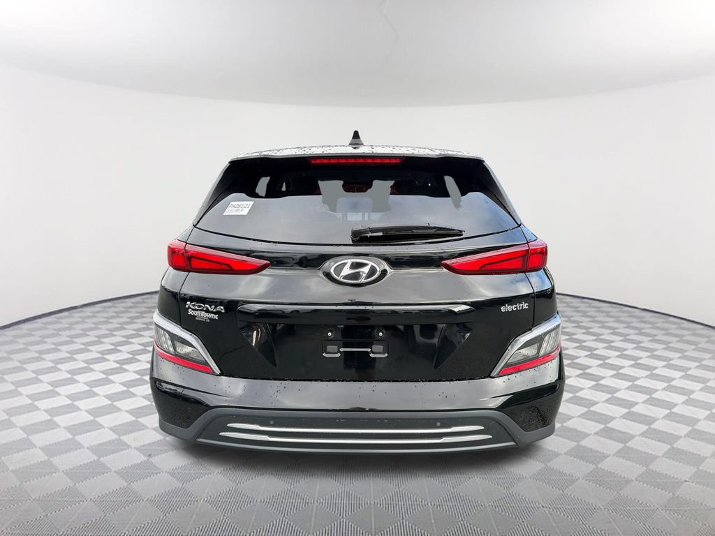 Used 2023 Hyundai Kona Limited FWD image 6