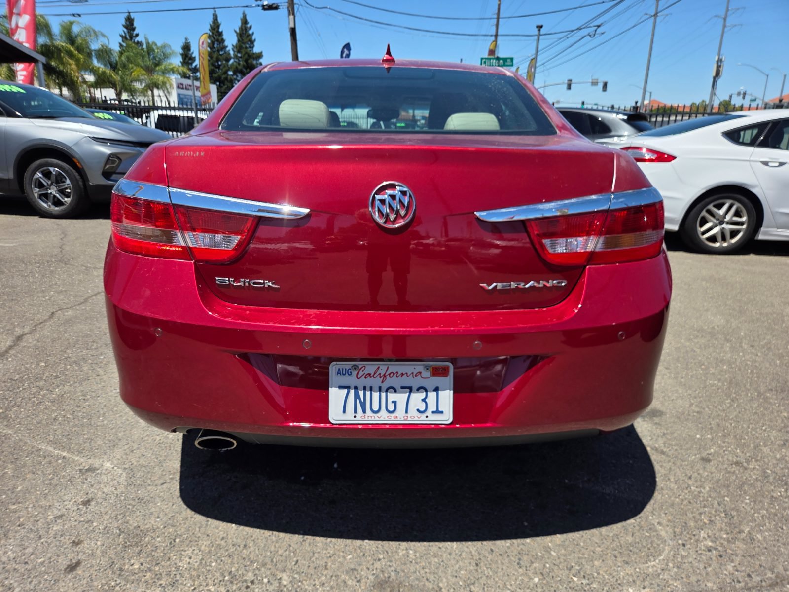 Used 2013 Buick Verano Leather FWD image 3