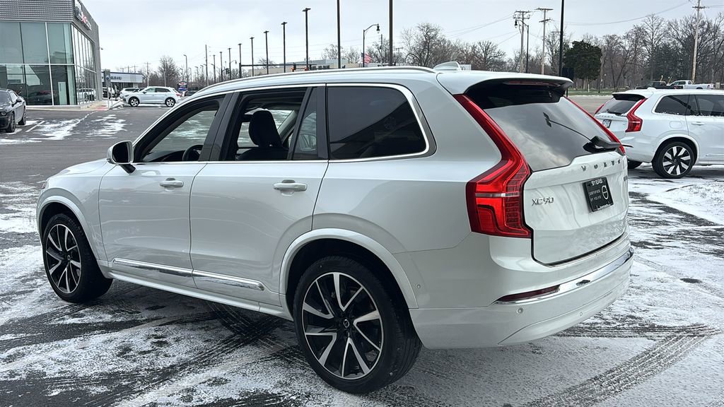 Certified 2023 Volvo XC90 B5 Plus w/ Protection Package Premier image 4