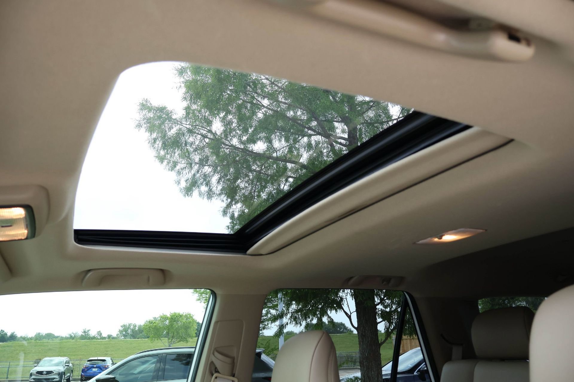 Used 2020 Toyota 4Runner SR5 Premium w/ Moonroof Package AWD/4WD image 29