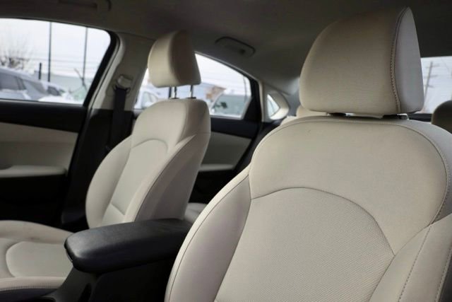 Certified 2023 Kia Forte LXS w/ LXS Technology Package image 16