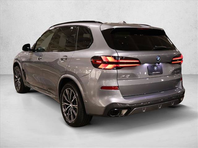 New 2026 BMW X5 xDrive50e w/ M Sport Package AWD/4WD image 8