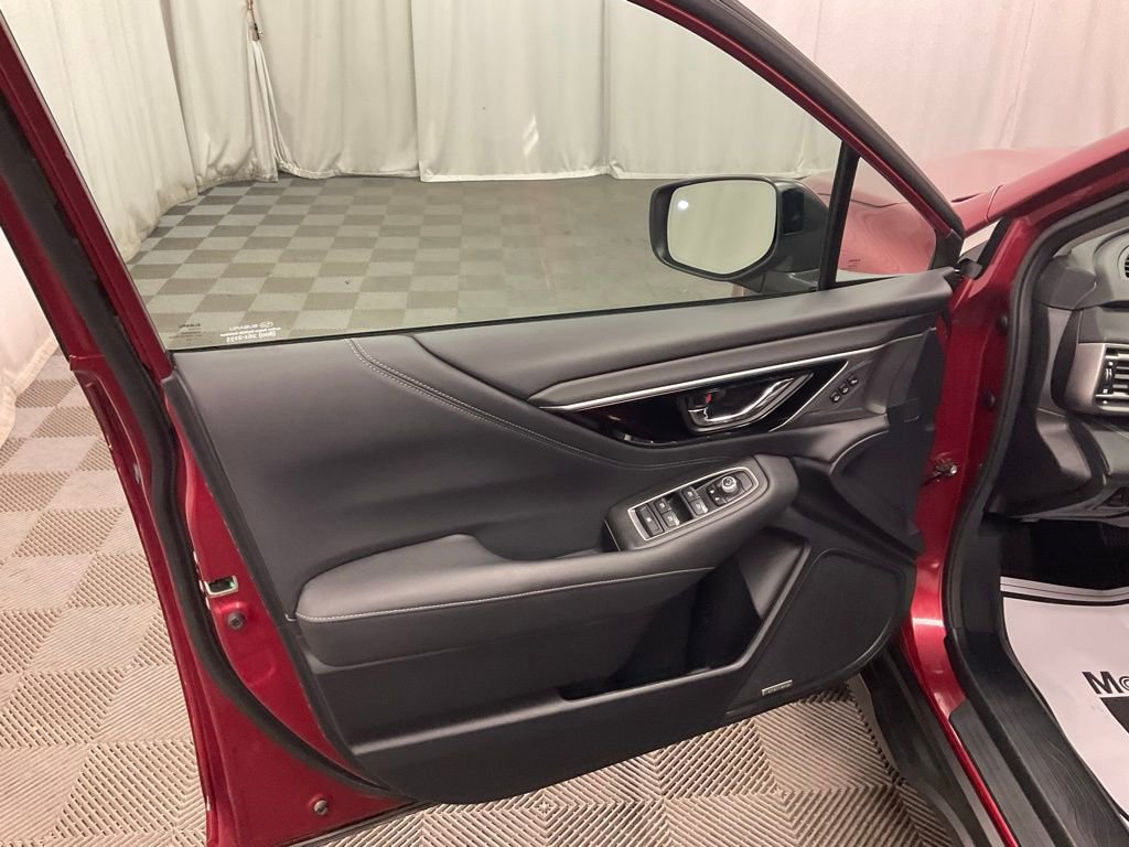 Used 2022 Subaru Outback Limited image 16