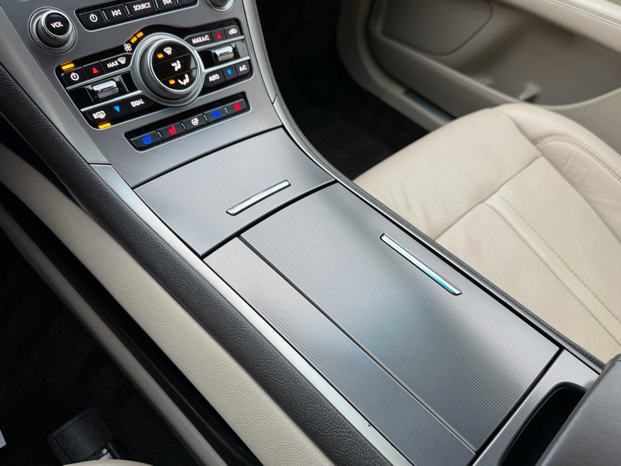 Used 2017 Lincoln MKZ Reserve w/ Climate Package image 19