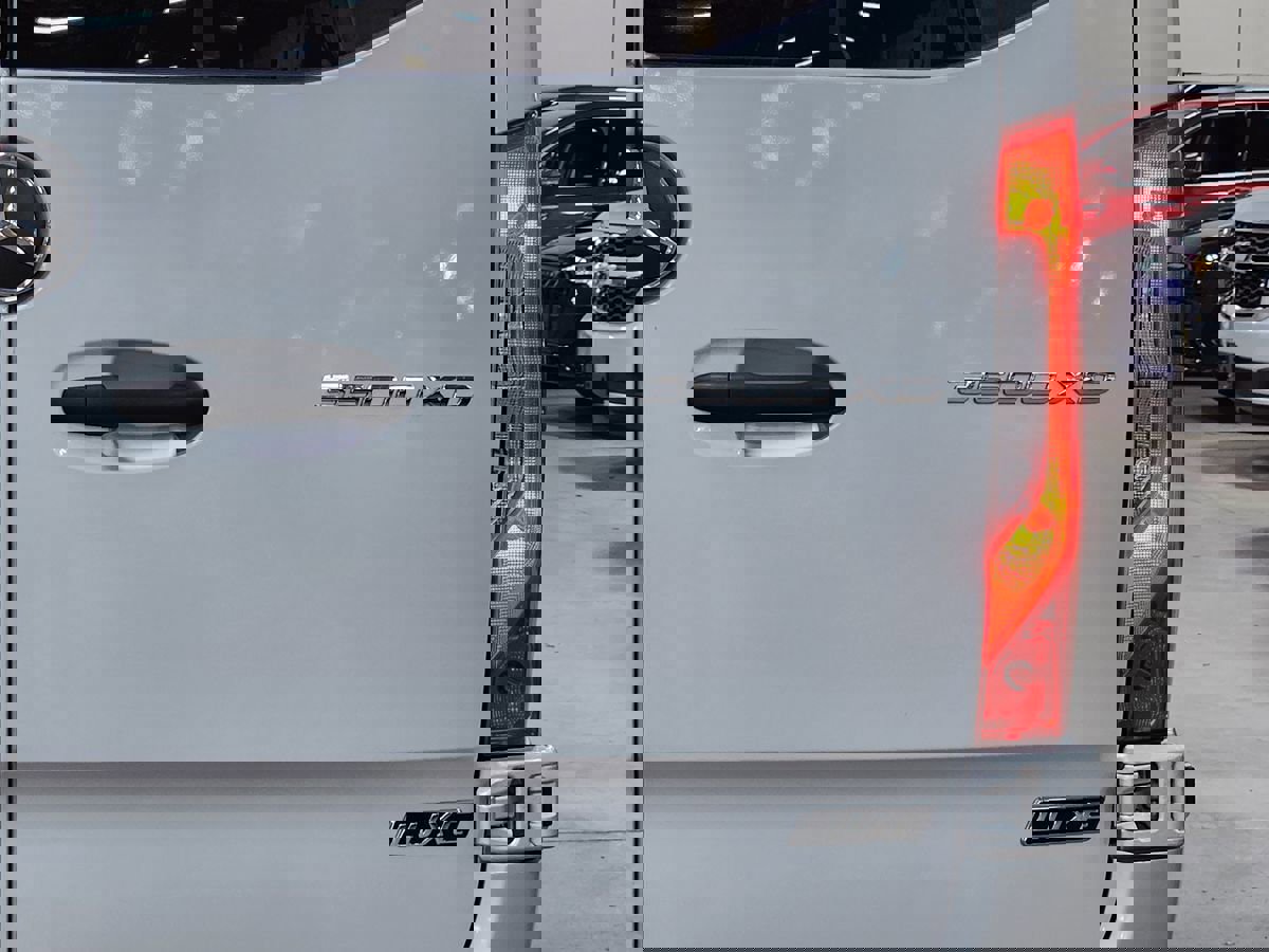 Used 2021 Mercedes-Benz Sprinter 3500 image 22