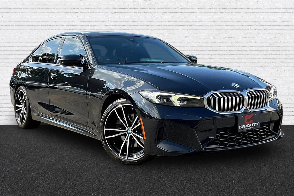 Used 2023 BMW 330i Sedan w/ M Sport Package RWD image 3