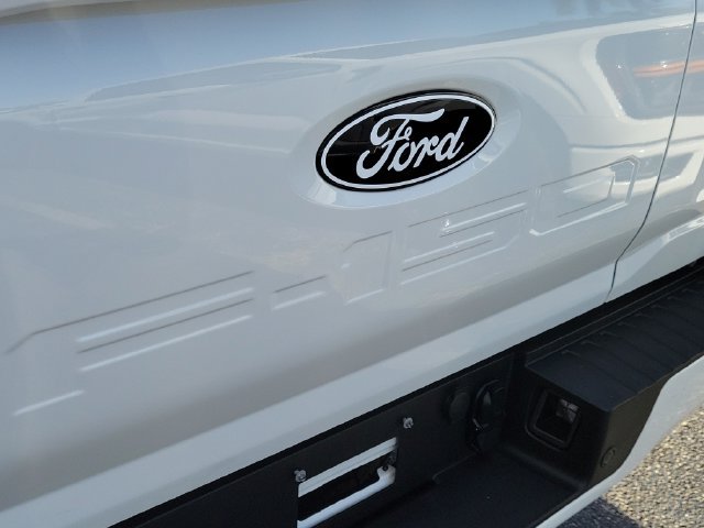 Used 2025 Ford F150 Platinum w/ Equipment Group 702A High AWD/4WD image 6