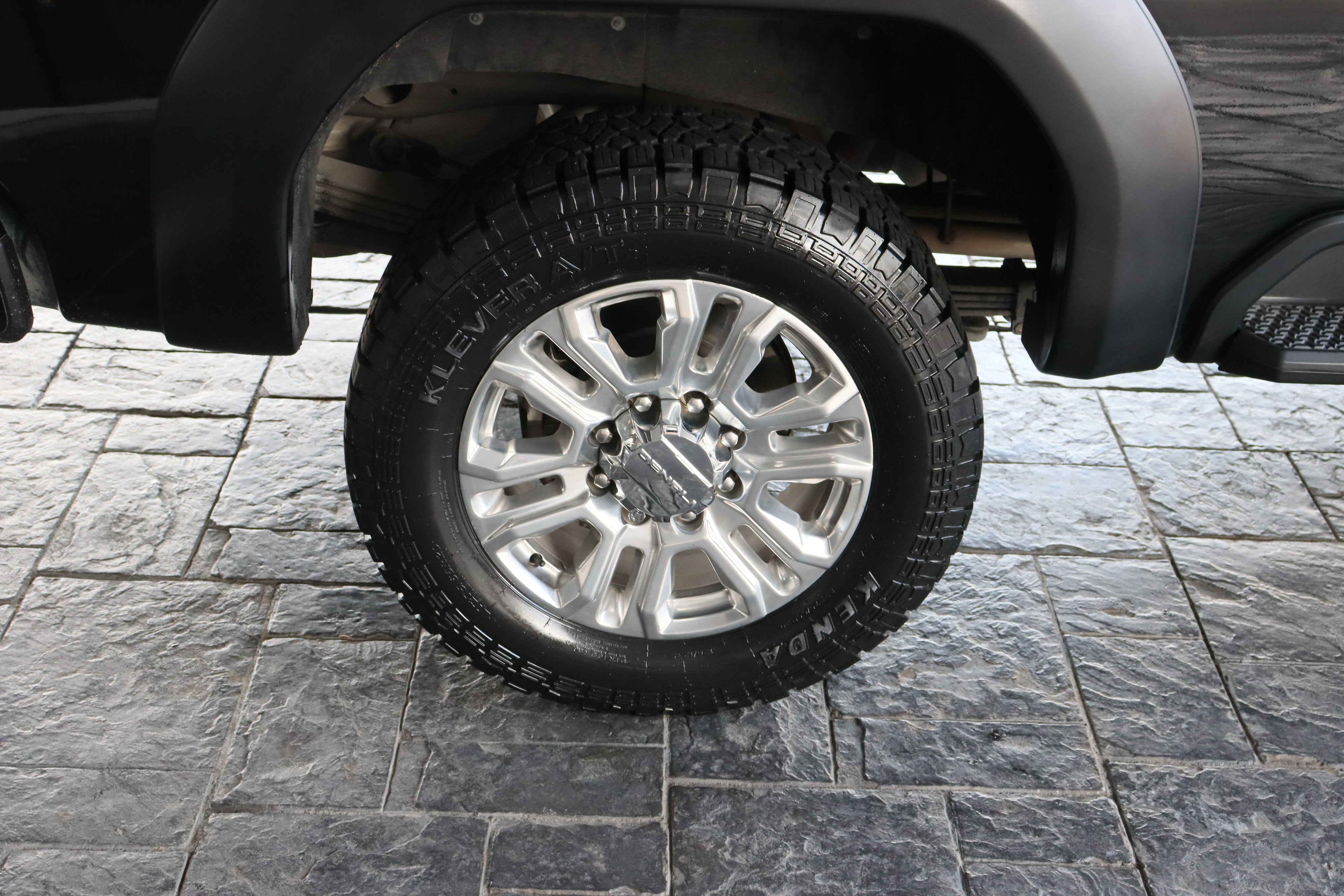 Used 2022 GMC Sierra 2500 AT4 image 6