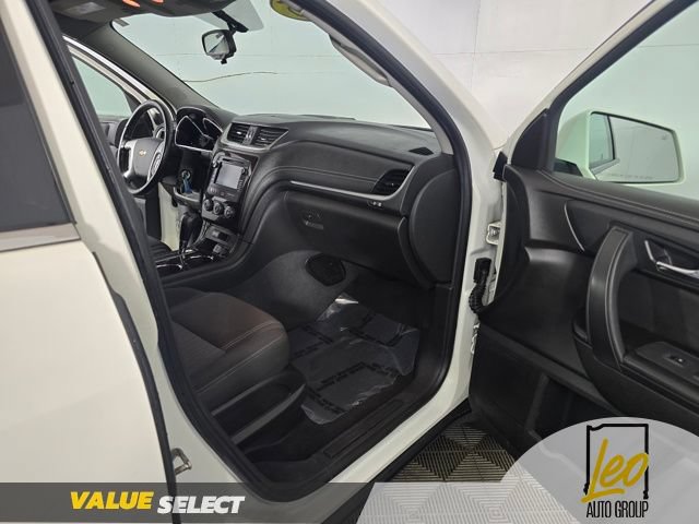 Used 2015 Chevrolet Traverse LT FWD image 15