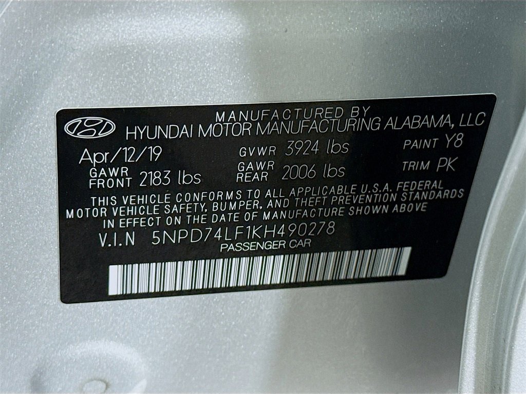 Used 2019 Hyundai Elantra SE image 32