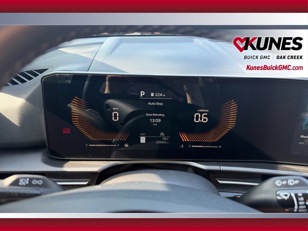 Used 2026 Kia Sportage LX FWD image 14